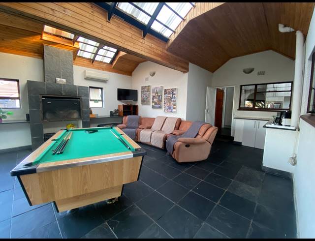 5 BEDROOM HOUSE FOR SALE IN JACKAROO PARK